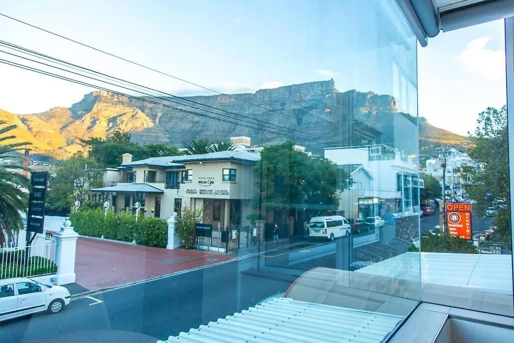 Chic City Studio With Mountain Views Cape Town