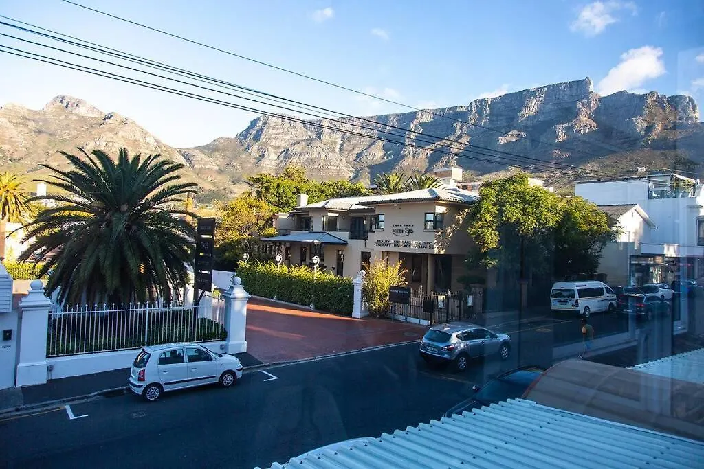 Chic City Studio With Mountain Views Città del Capo 0*,