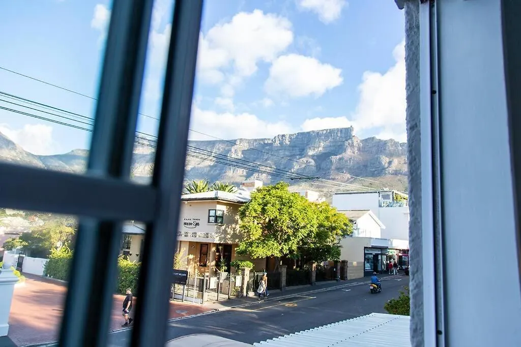 Chic City Studio With Mountain Views Cape Town