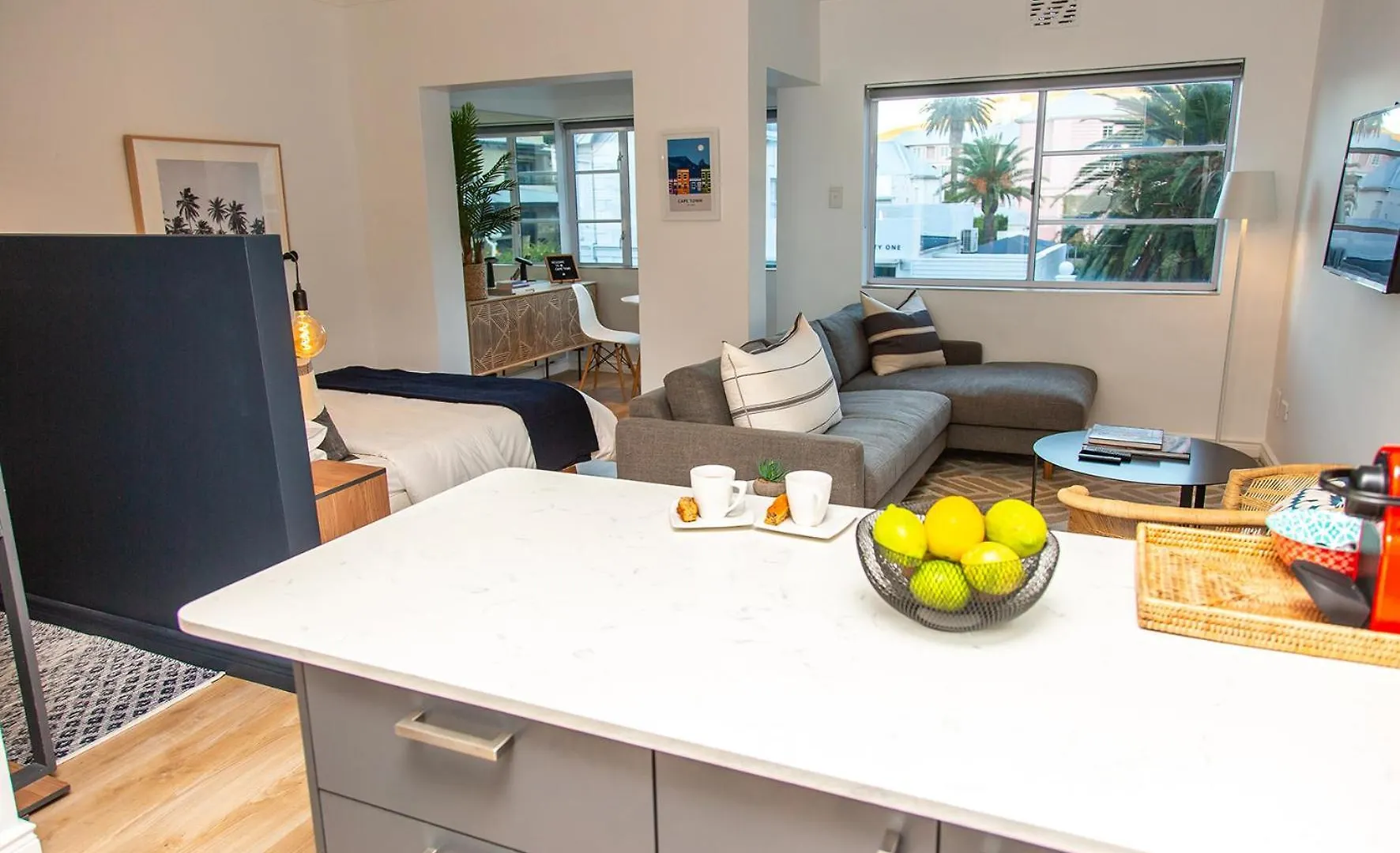 Chic City Studio With Mountain Views Cape Town 0*,