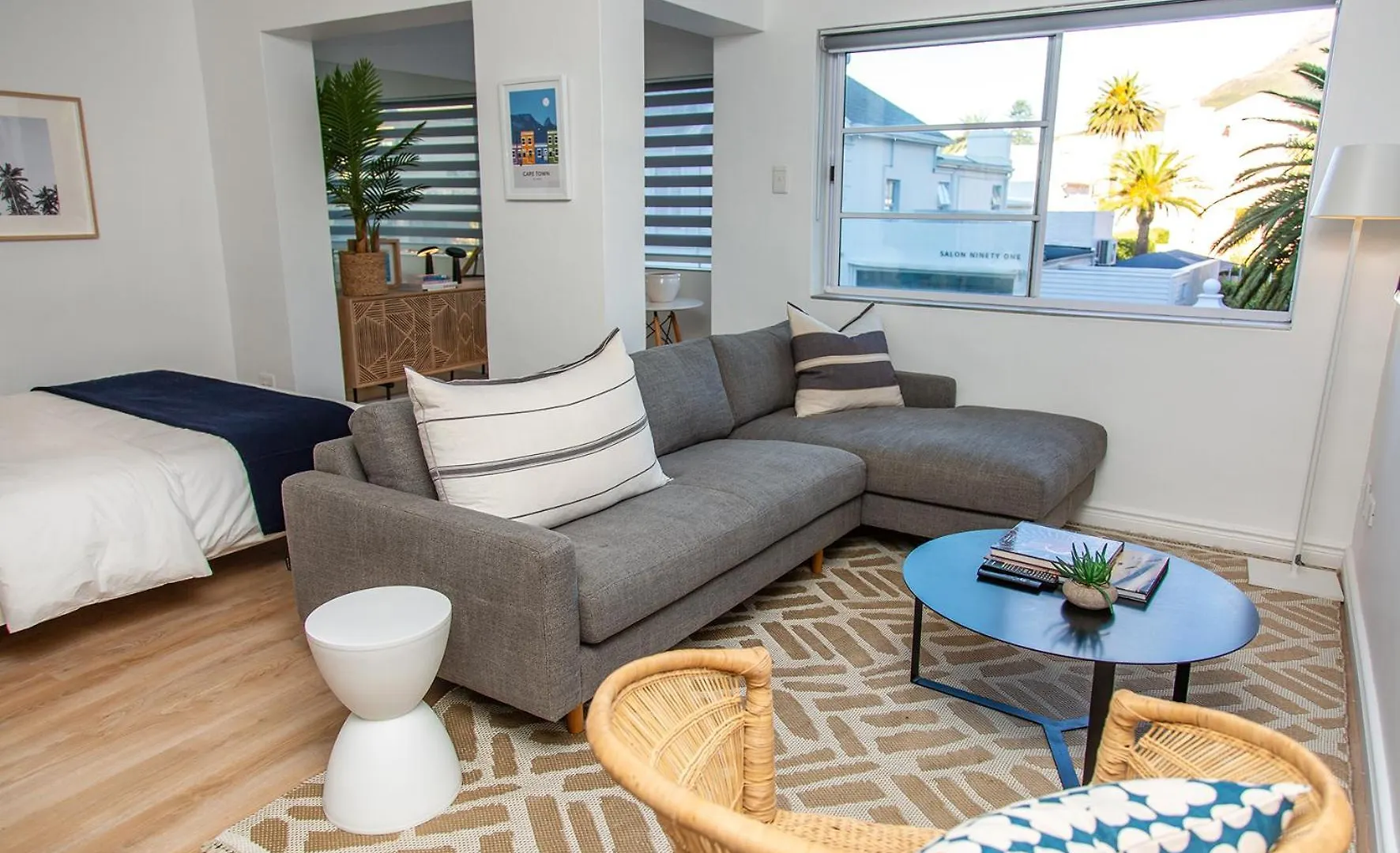 Chic City Studio With Mountain Views Città del Capo Appartamento